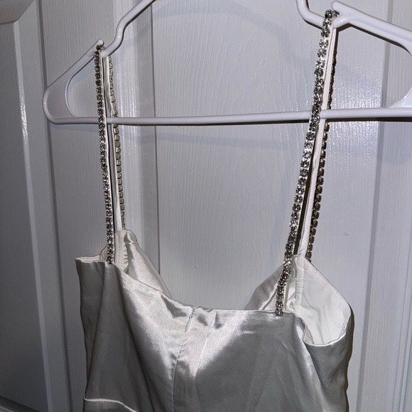 NWT Superdown Kita White‎ Satin Mini Dress Jeweled Straps - Picture 7 of 10